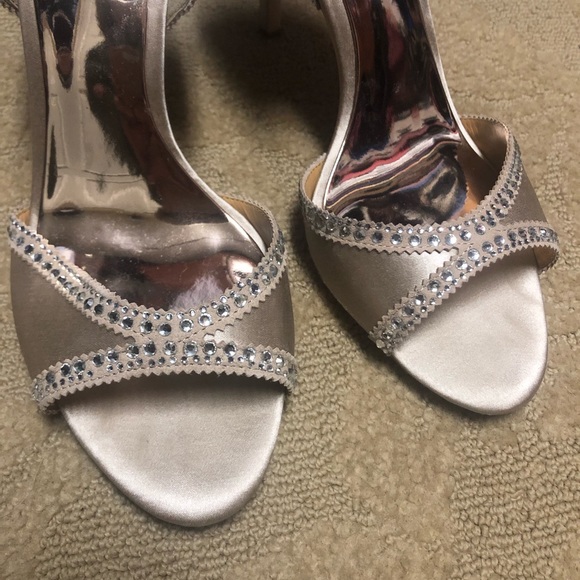 Badgley Mischka Collection - Roxy Sandal/Heel size 10 - Picture 10 of 16
